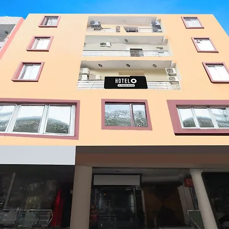 Hotel O Palam